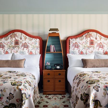Graduate By Hilton Cambridge Hotel Екстериор снимка